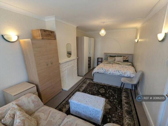 Spacious Double Or Reception Room