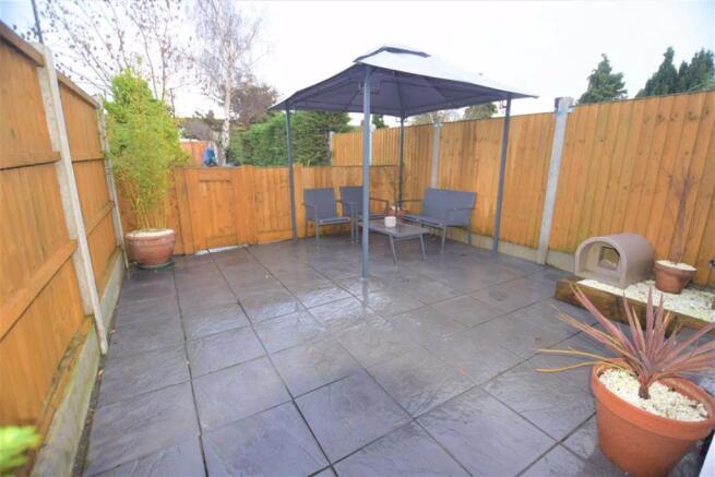 Large established rear garden