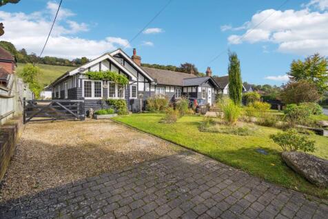 Speen Road, North Dean, HP14