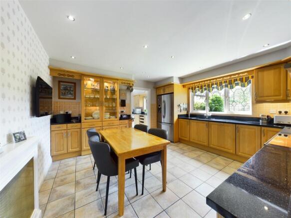 Kitchen/Breakfast