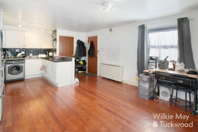 Photo 7