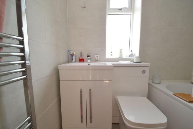 2 bed Semi-Detached for sale Image 8