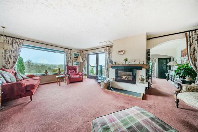 Nirvana Sitting Room.jpg