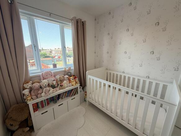 3 bed Terraced for sale Image 8