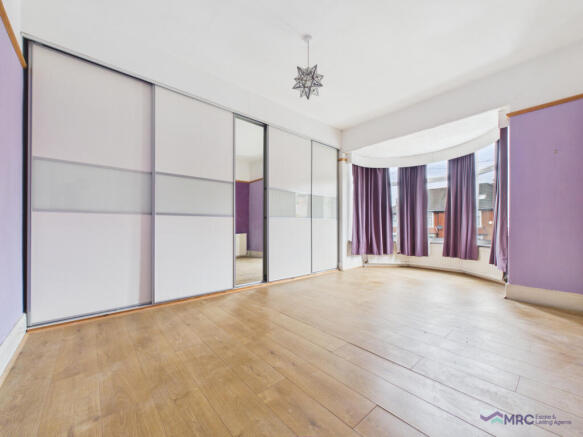 3 bed Semi-Detached for sale Image 9