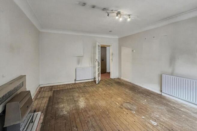 1 Countisbury, St Marks Hill, Surbiton, Surrey, KT6 4LR