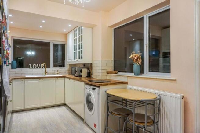 Kitchen/Breakfast