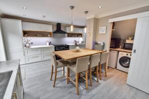 61, Highgrove Road, Princes Park, Chatham ME5 7SF