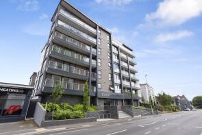 Flat 6, 6 12 Canaway Court, Wimborne Road, Poole BH15 2BU
