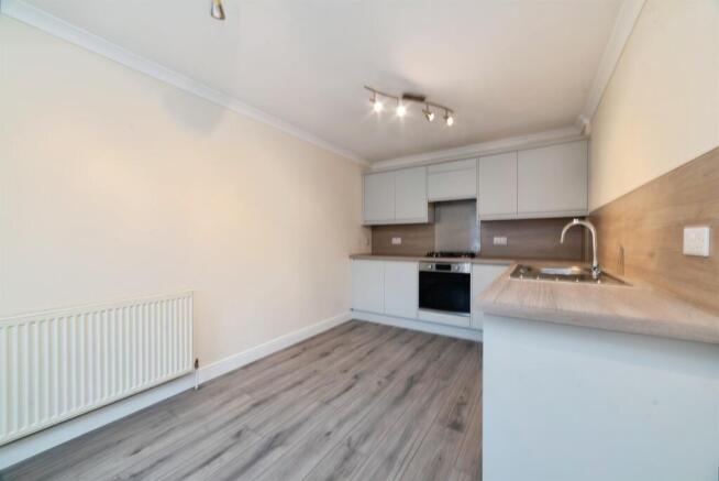 2 bed Detached for sale Image 4