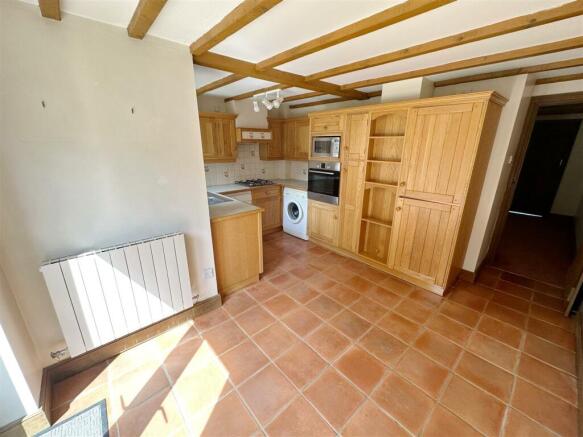 Kitchen Dining Room.JPG