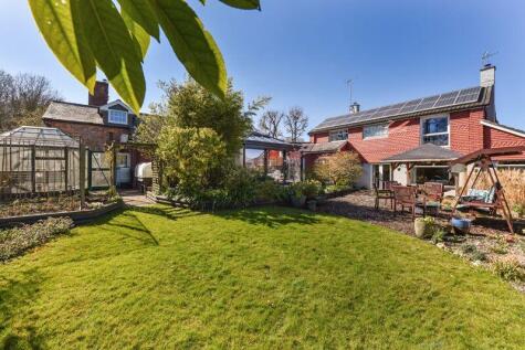 Maudlyn Park Way, Steyning