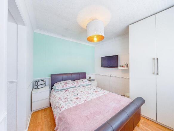 Bedroom 3 (Double)