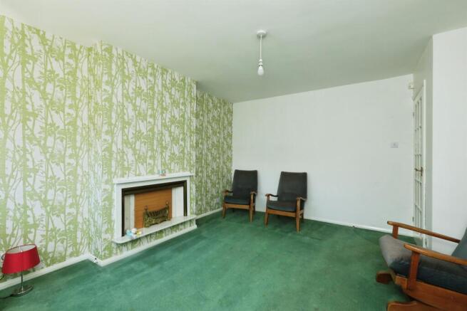 2 bed Semi-Detached for sale Image 7