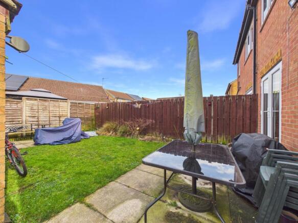 3 bed Semi-Detached for sale Image 12