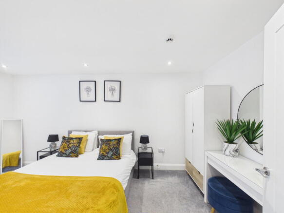 2 bed Apartment for sale Image 10