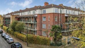Flat 27, 10 Gabriel House, Odessa Street, London SE16 7HQ
