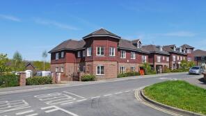 14, Martlet Court, Church Street, Horsham RH12 3GF