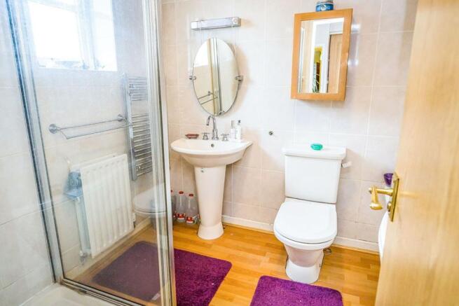 En-Suite Shower / WC