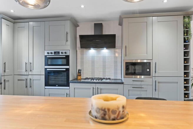 3 bed Detached Bungalow for sale Image 7