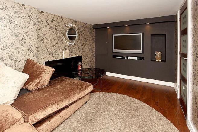 Sitting Room/T...