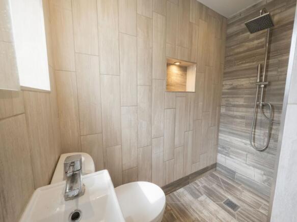 3 bed Semi-Detached for sale Image 5