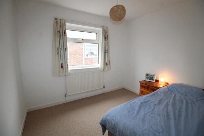 Filey Rd, bed 3.JPG