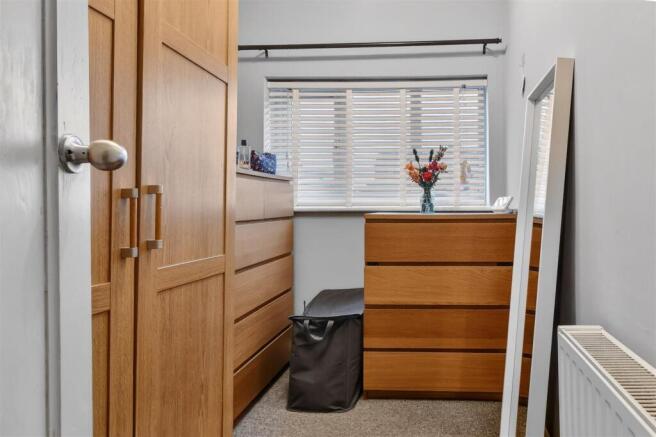 3 bed Semi-Detached for sale Image 11