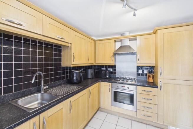 EweMove - Hillside Gardens - Kitchen