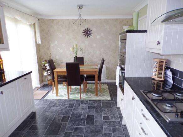 Kitchen/Breakfast Rm