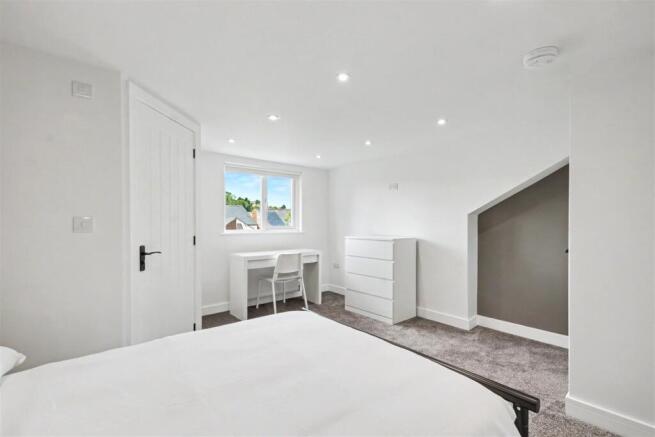 Bedroom 6_2.jpeg