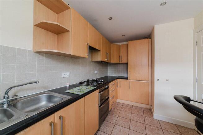 3 bed End of Terrace to rent Image 7