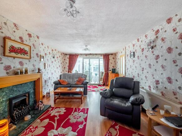 LIVING ROOM 1.jpg