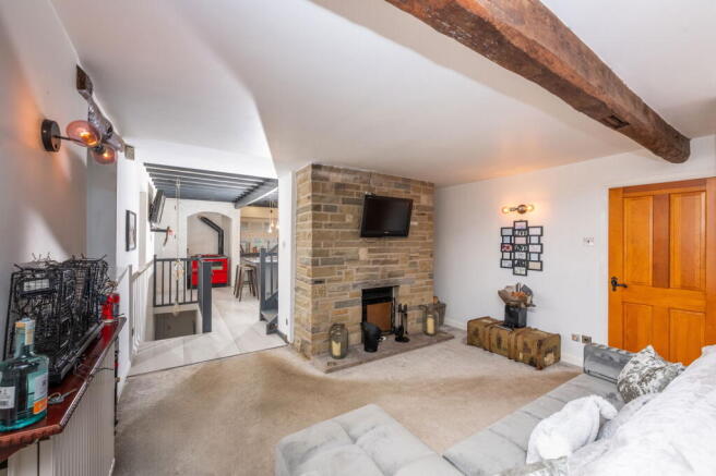 4 bed Detached for sale Image 10