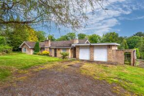 Bretlands, Spurgrove Lane, Frieth RG9 6PA