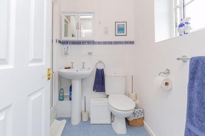 En-Suite Showe...