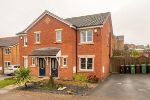 3, Phoenix Way, Gildersome, Leeds LS27 7FA