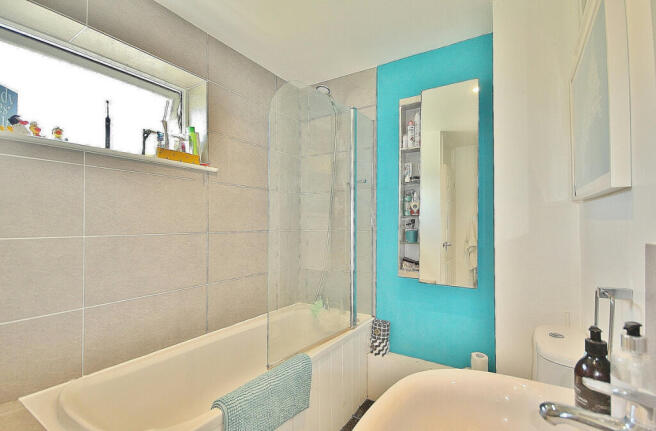 Photo 12