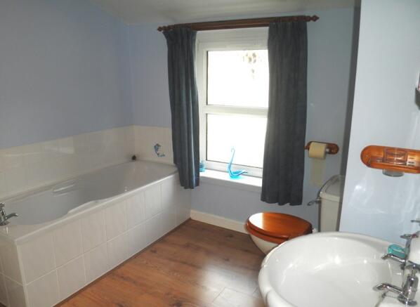 Photo 11