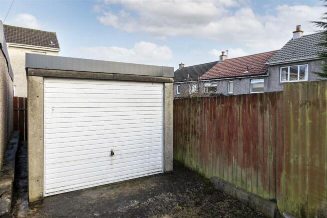 32_CRAIGENBAY_RD_LENZIE_002.JPG