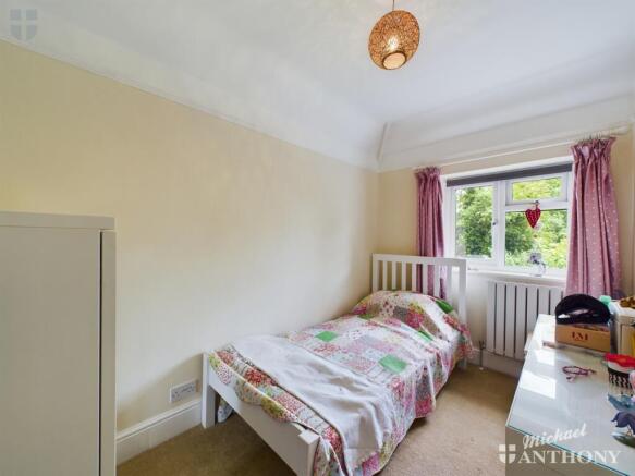 CAM02538G0-PR0315-STILL012