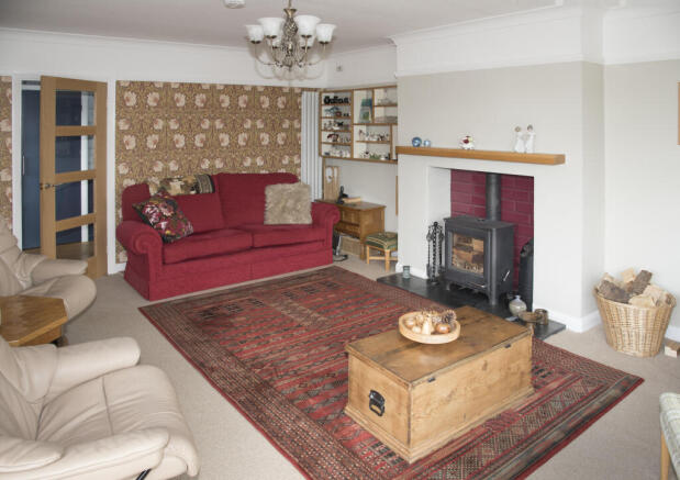 04 - Living Room