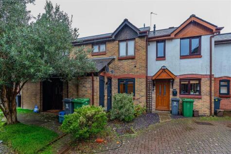 Llansannor Drive, Cardiff Bay