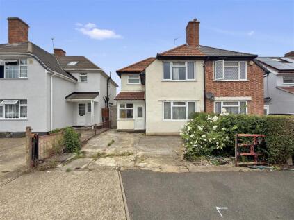 St. Heliers Avenue, Hounslow