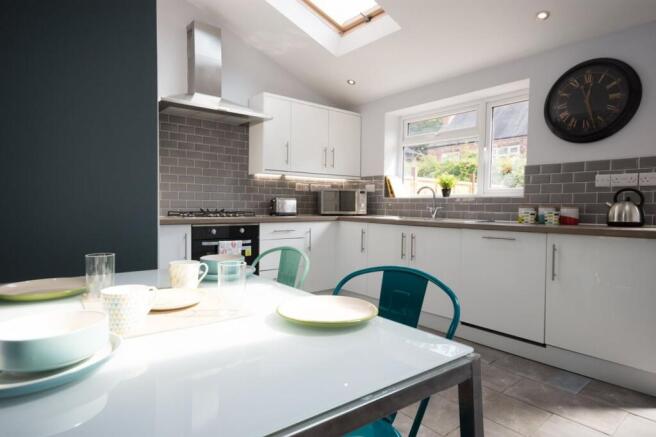 Open Plan Kitchen and Lounge