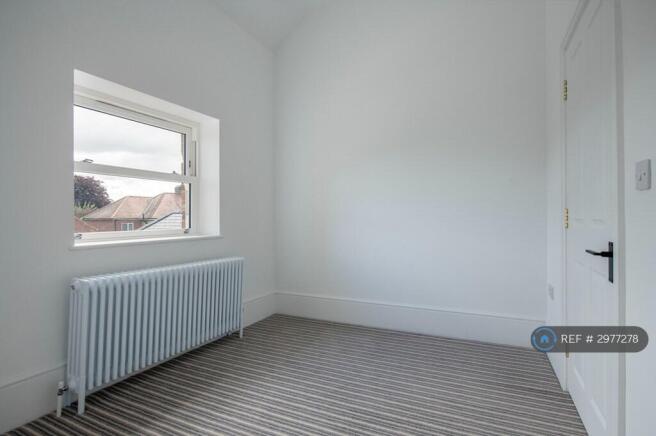 2 bed Flat to rent Image 9