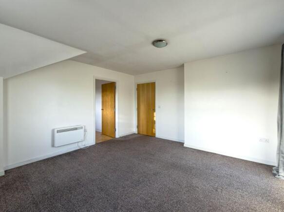 2 bed Apartment for sale Image 5