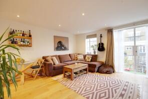 44, Roy Square, London E14 8BY