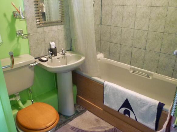 Photo 10