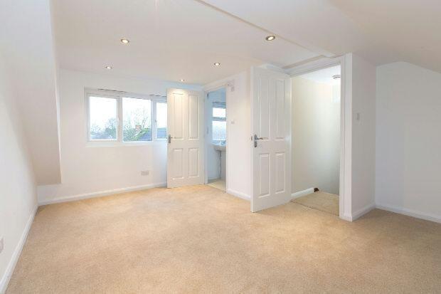 Attic Bedroom 4
